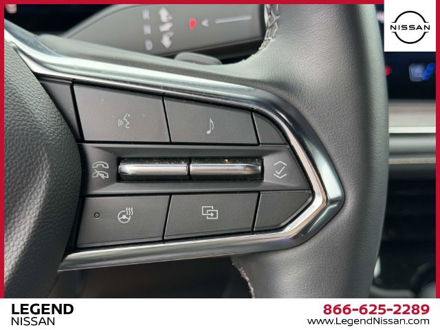 Used 2025 Chevrolet Suburban Premier AWD/4WD image 28