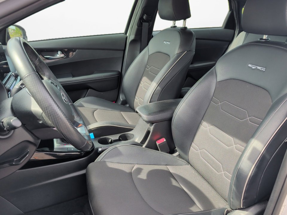 Used 2020 Kia Forte GT-Line FWD image 11