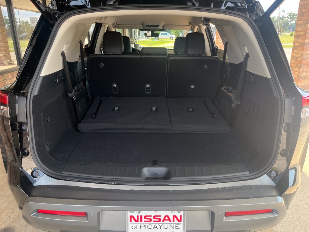 New 2026 Nissan Pathfinder SL FWD image 27
