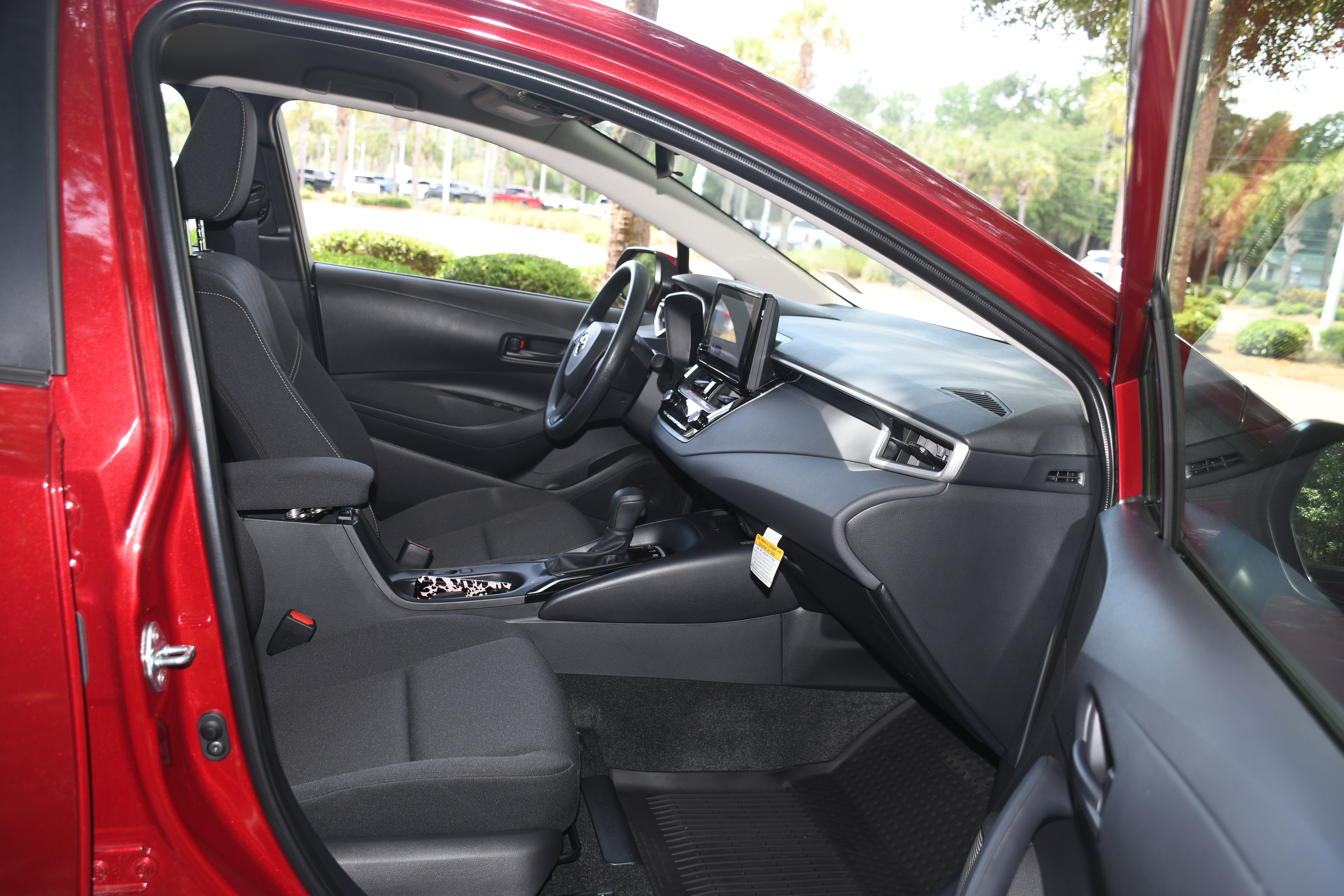 Used 2026 Toyota Corolla LE w/ LE Premium Package FWD image 19