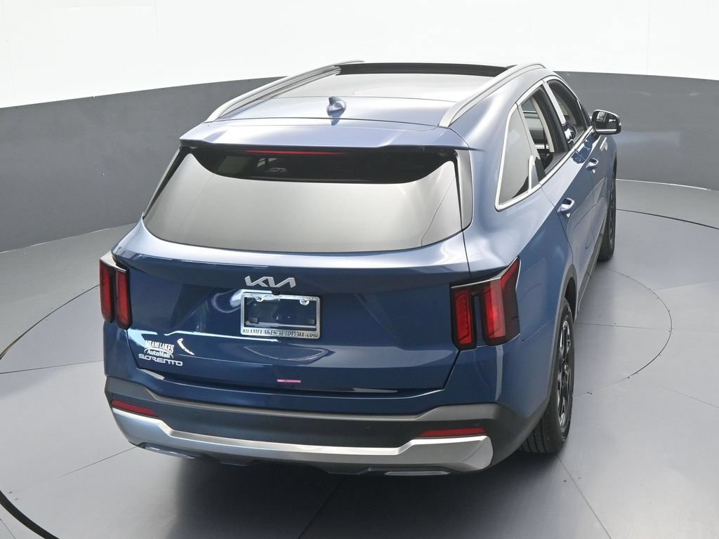 Used 2025 Kia Sorento S w/ Panoramic Sunroof Package FWD image 48