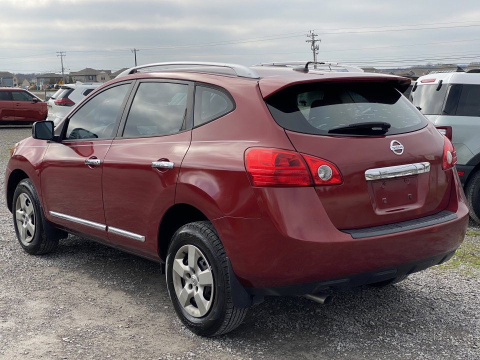 Used 2015 Nissan Rogue S w/ Convenience Package image 7