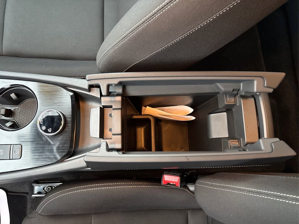 Certified 2025 Nissan Rogue S image 20