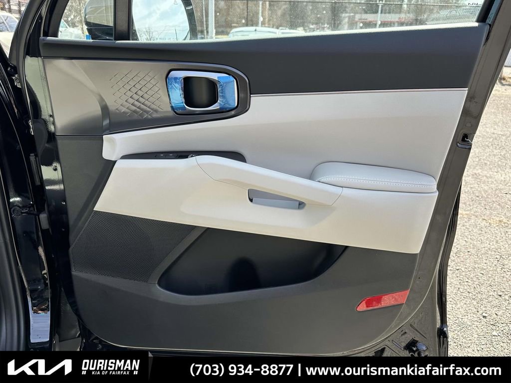 New 2025 Kia Sorento EX image 30