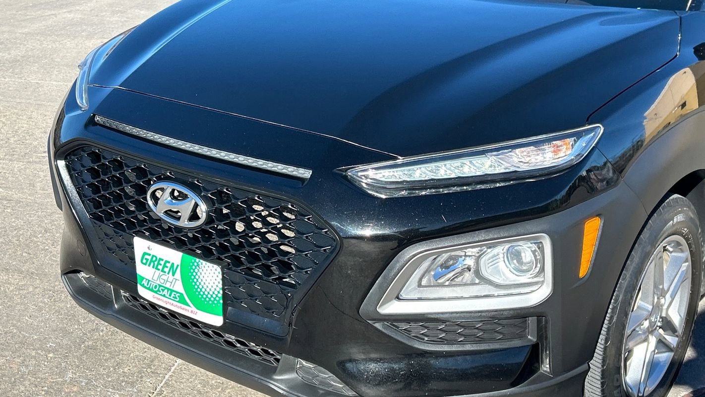 Used 2021 Hyundai Kona SE image 15