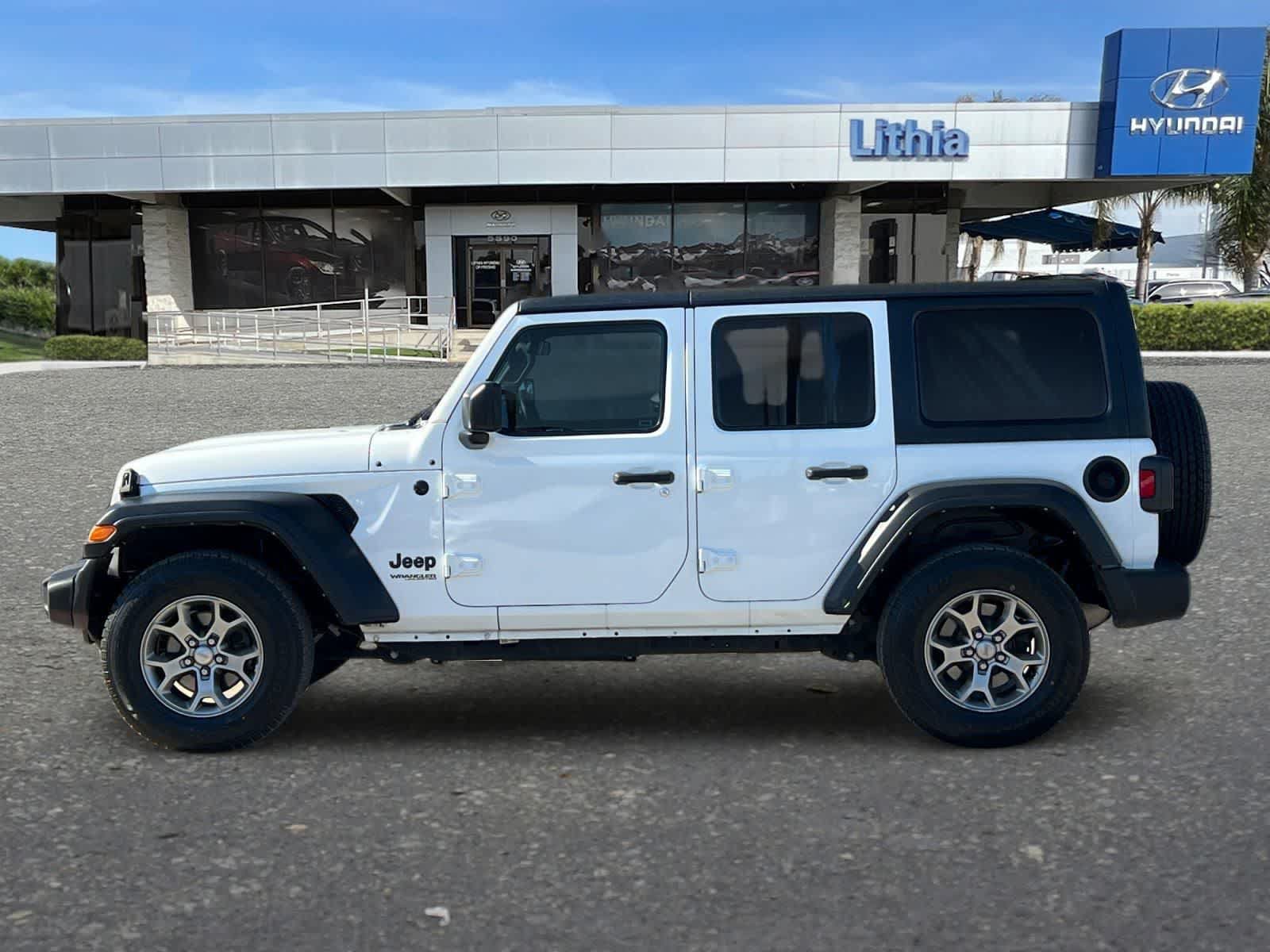 Used 2021 Jeep Wrangler Unlimited Sport AWD/4WD image 6