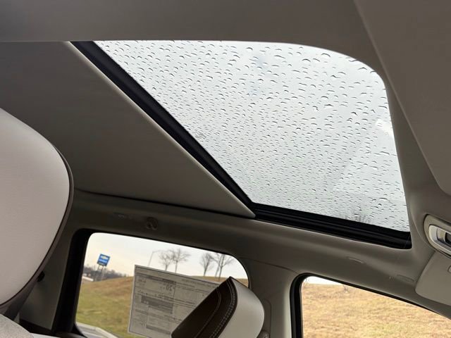 New 2026 RAM 1500 Laramie w/ Laramie Preferred Package image 32