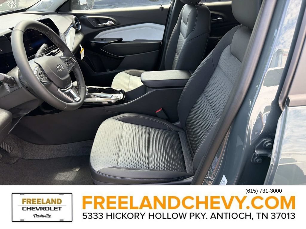 New 2026 Chevrolet Trax LT w/ Driver Confidence Package FWD image 19