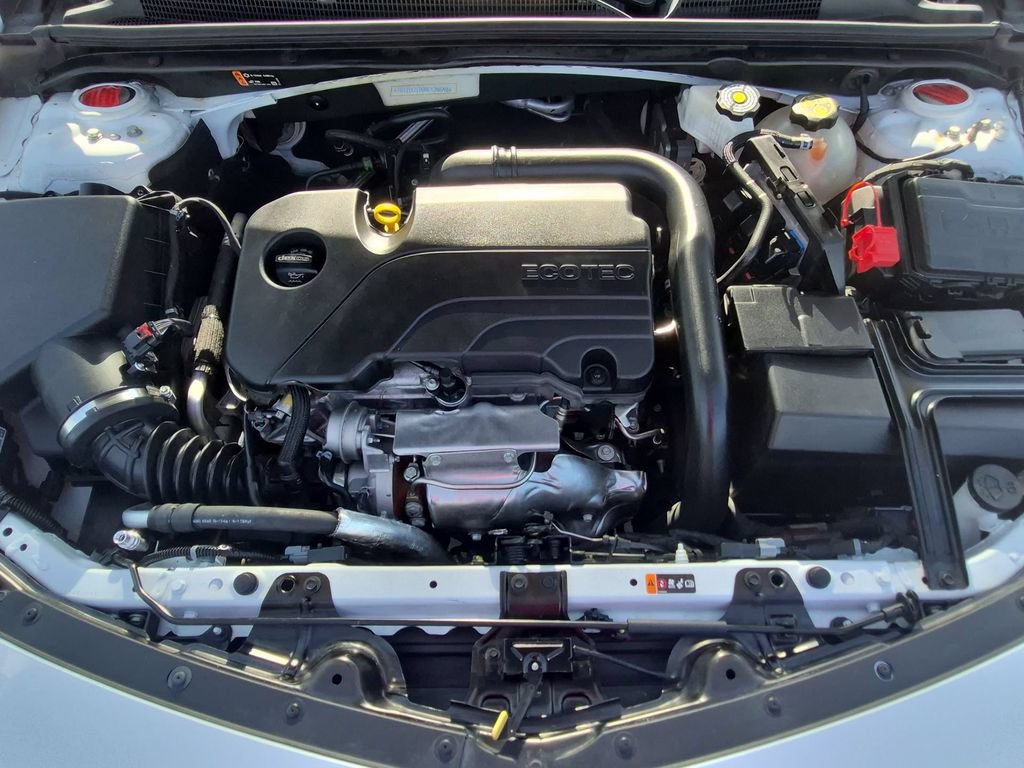 Used 2024 Chevrolet Malibu LT FWD image 25