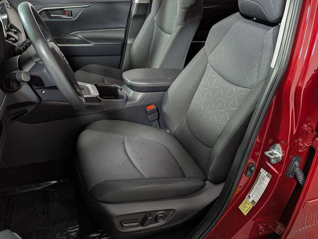 Certified 2025 Toyota RAV4 XLE image 19
