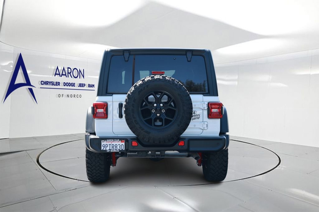 Used 2024 Jeep Wrangler Willys AWD/4WD image 3