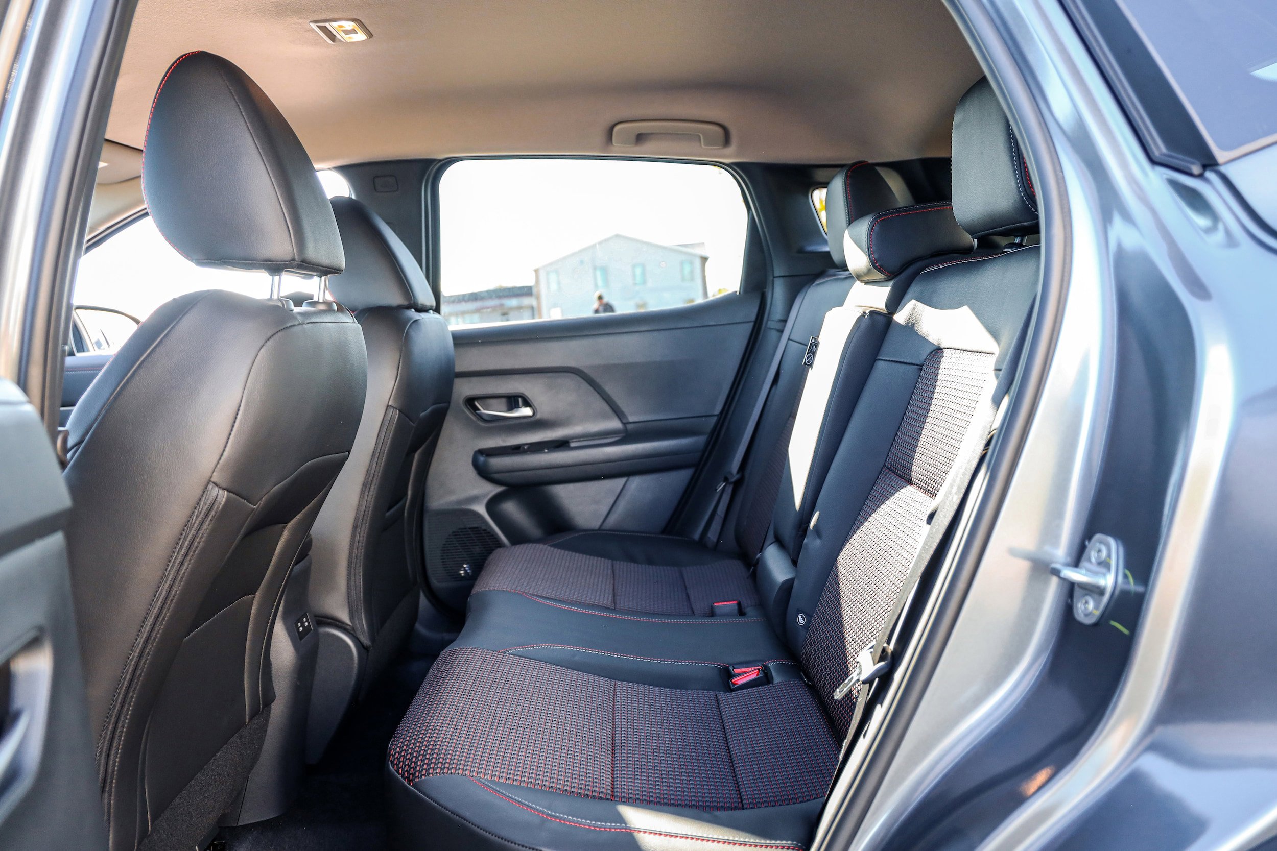 New 2026 Nissan Kicks SR w/ Cold Weather Package image 11
