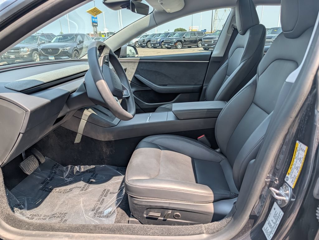 Used 2025 Tesla Model 3 Long Range AWD/4WD image 13