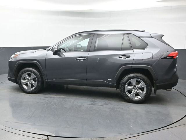 Certified 2025 Toyota RAV4 LE AWD/4WD image 4