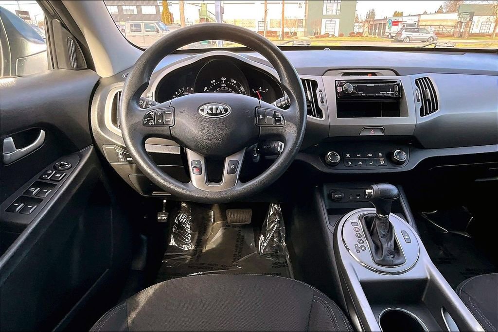 Used 2014 Kia Sportage LX image 7