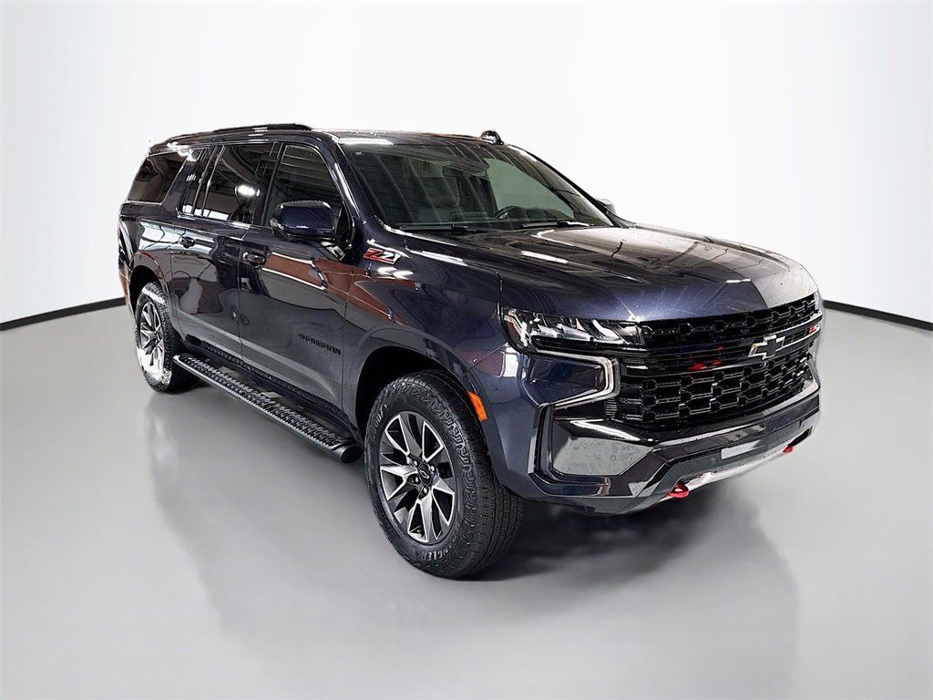 Used 2023 Chevrolet Suburban Z71 image 3
