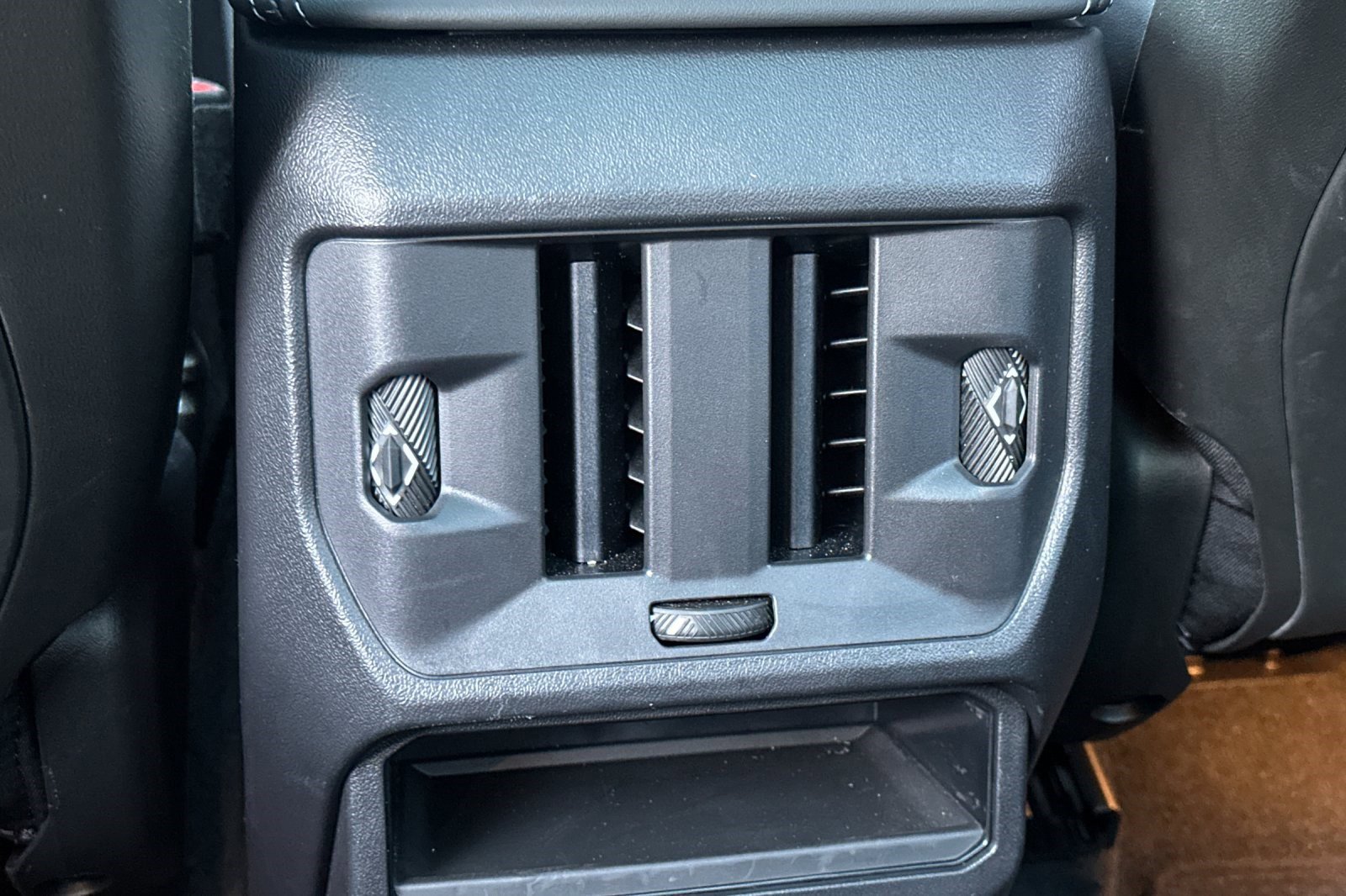 Used 2025 BMW X3 xDrive30i w/ Premium Package image 16