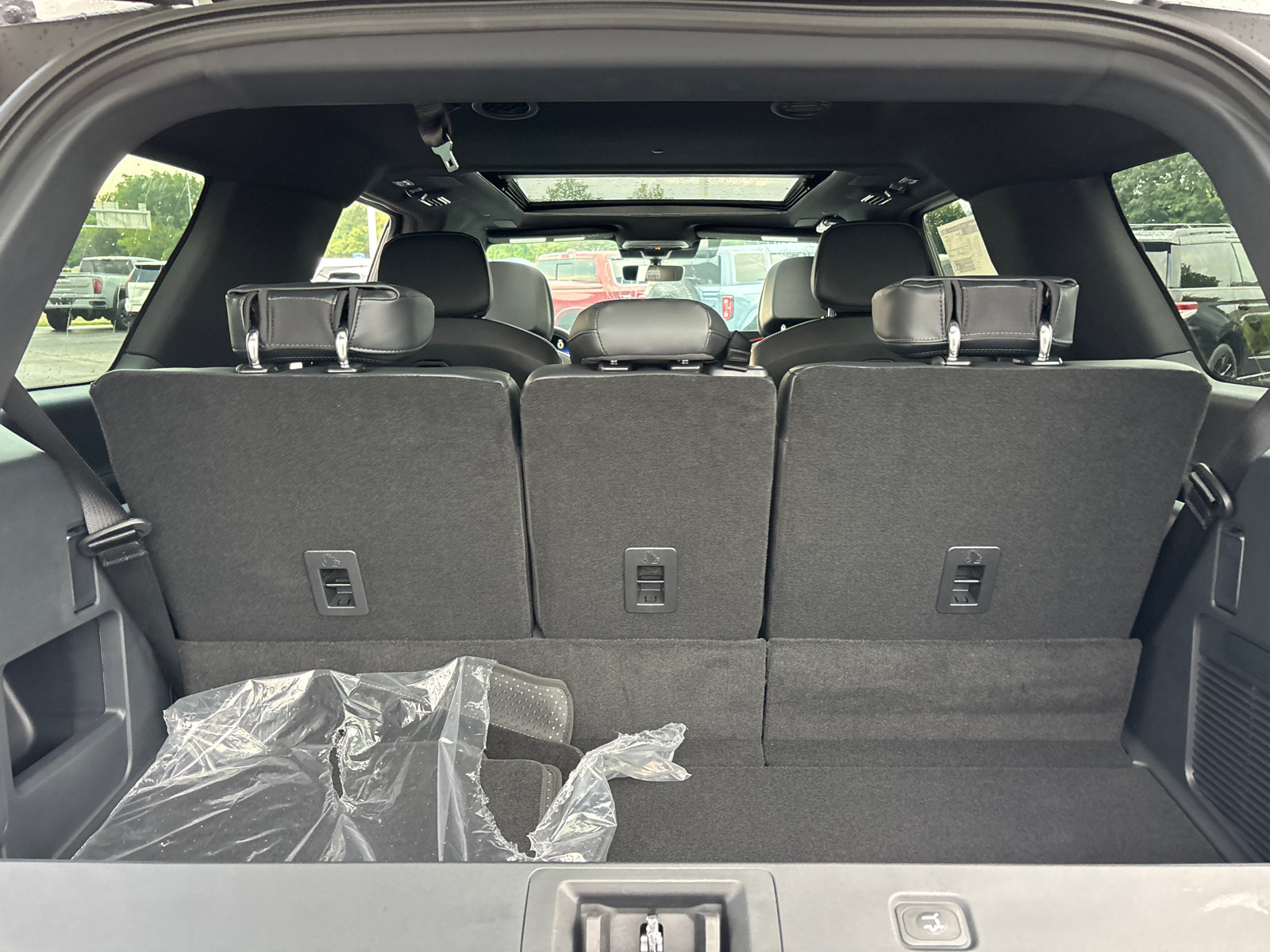 New 2027 Lincoln Navigator Reserve w/ Jet Appearance Package AWD/4WD image 9