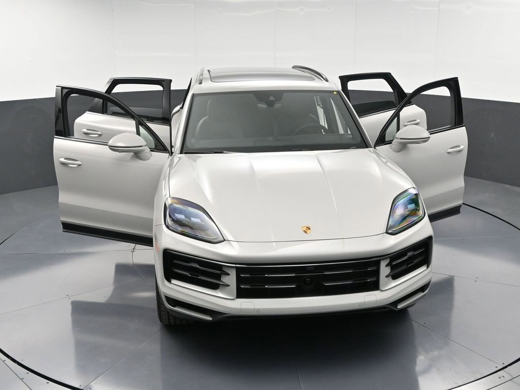 New 2026 Porsche Cayenne E-Hybrid image 36