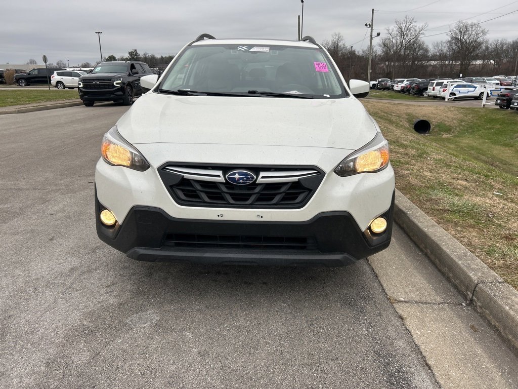 Used 2022 Subaru Crosstrek 2.0i Premium w/ Moonroof Package image 2