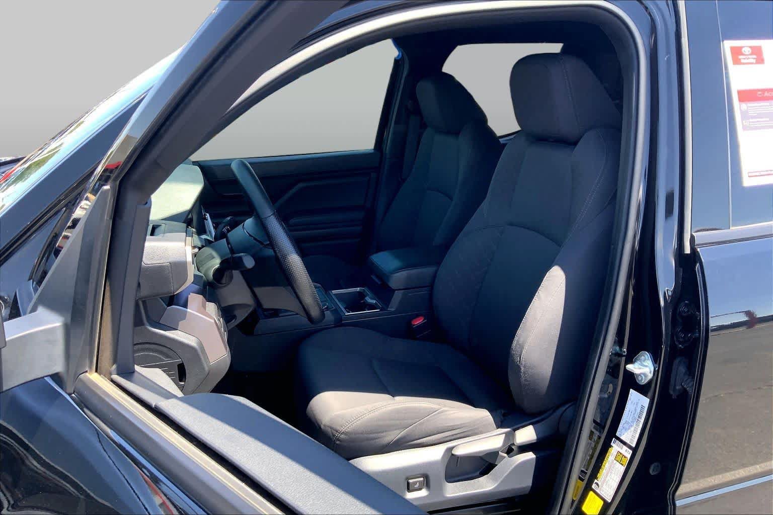 Used 2025 Toyota Tacoma SR5 RWD image 8