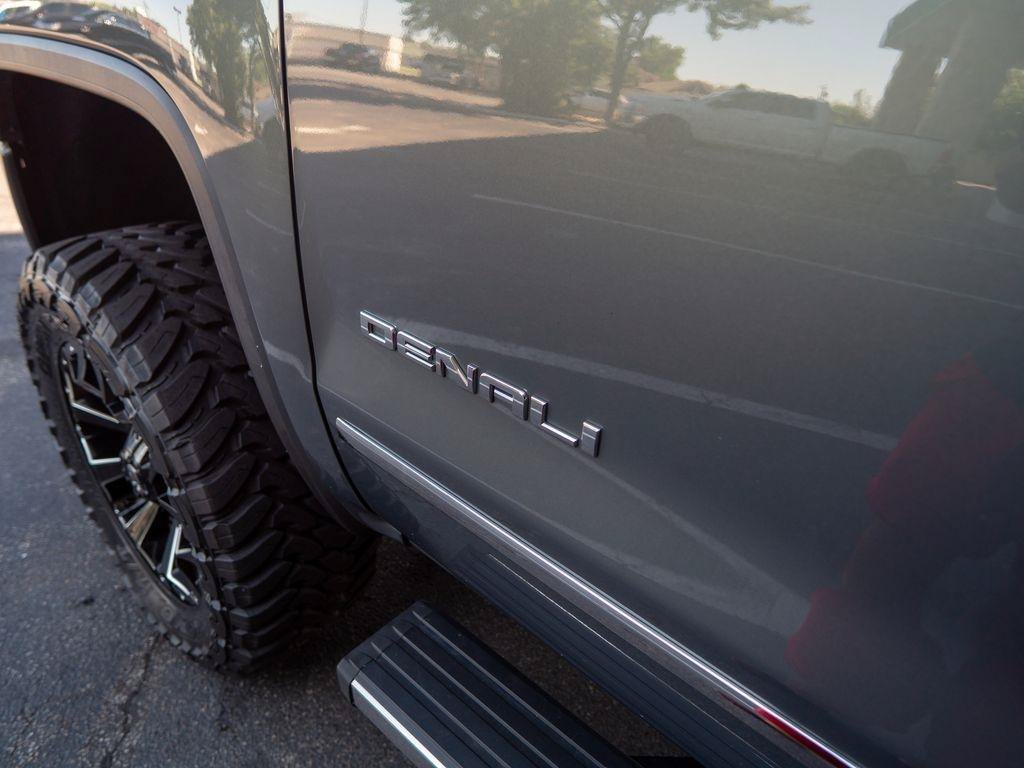 Used 2018 GMC Sierra 1500 Denali w/ Denali Ultimate Package AWD/4WD image 8