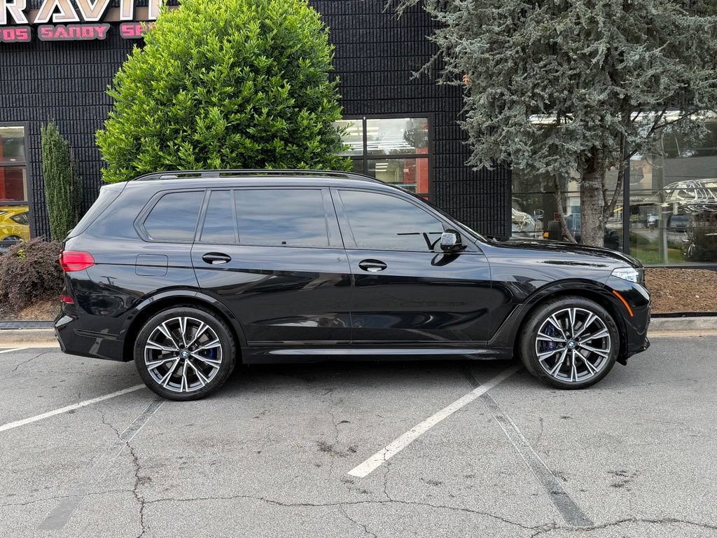 Used 2020 BMW X7 M50i AWD/4WD image 21