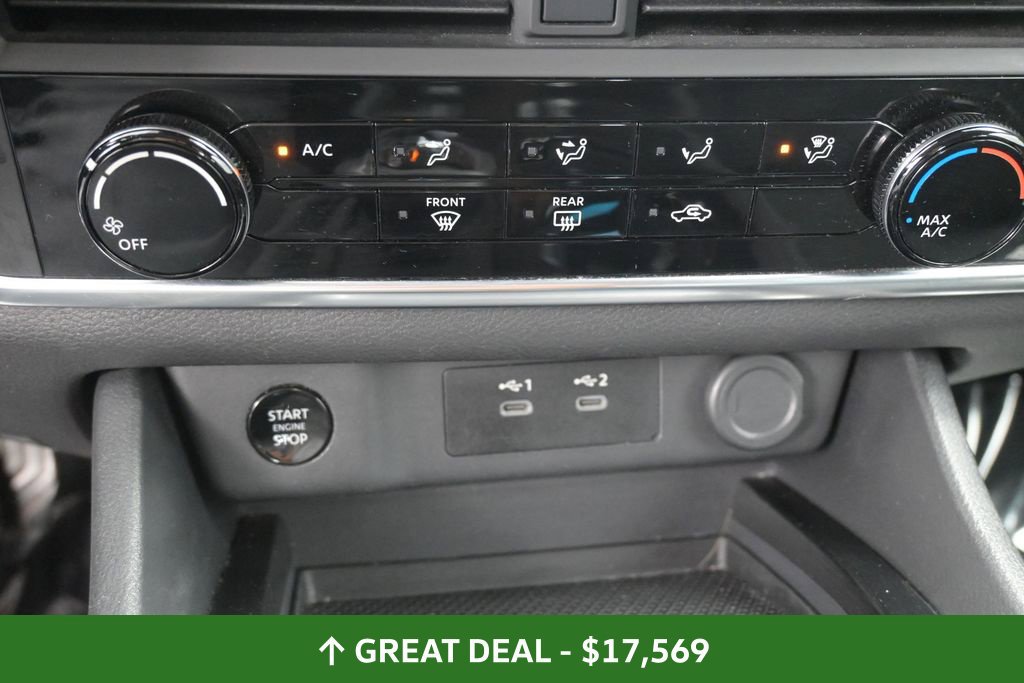 Used 2024 Nissan Rogue S FWD image 29