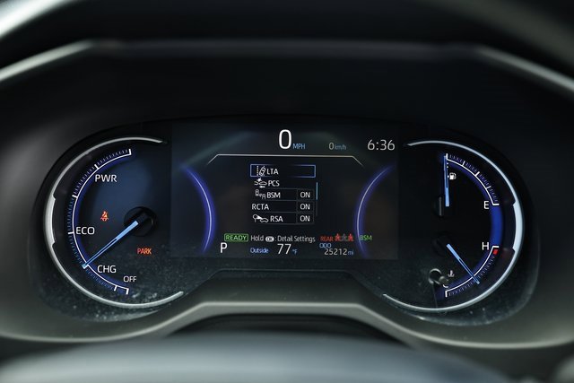 Used 2024 Toyota RAV4 XLE image 33