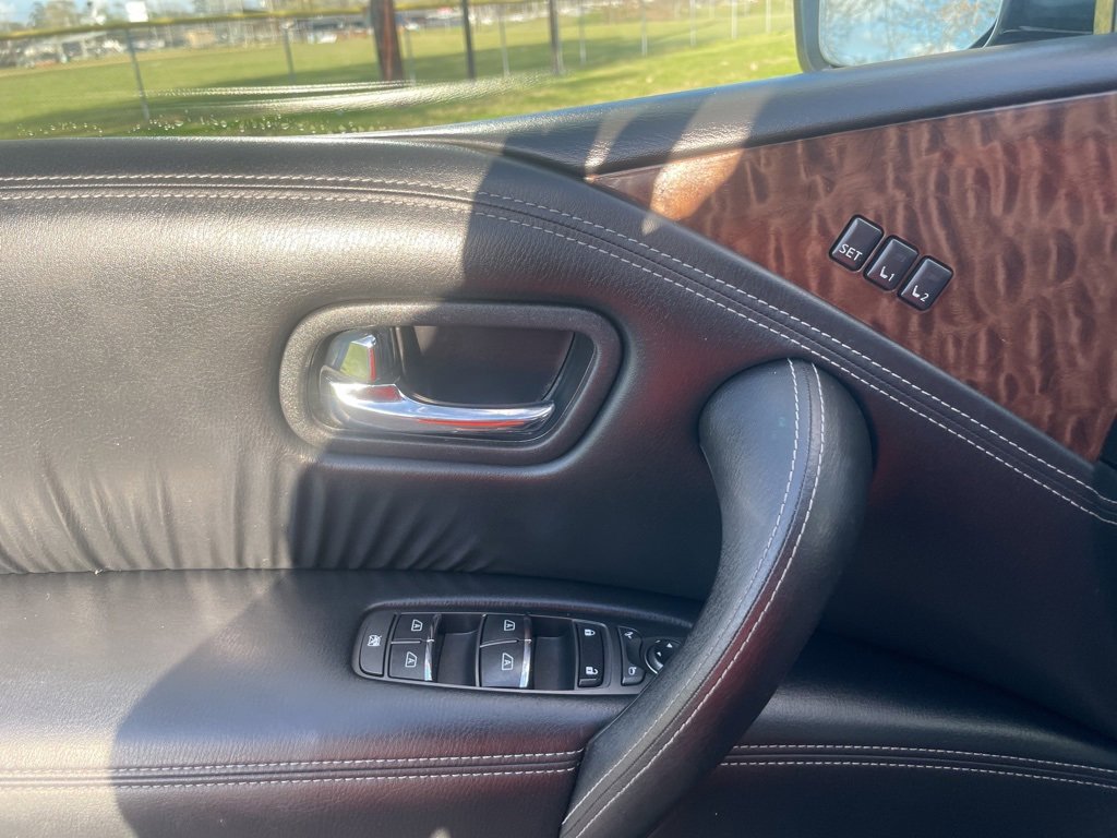 Used 2020 Nissan Armada SL image 18