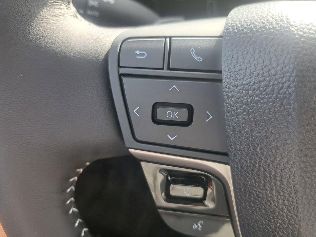 New 2026 Toyota Camry SE image 14