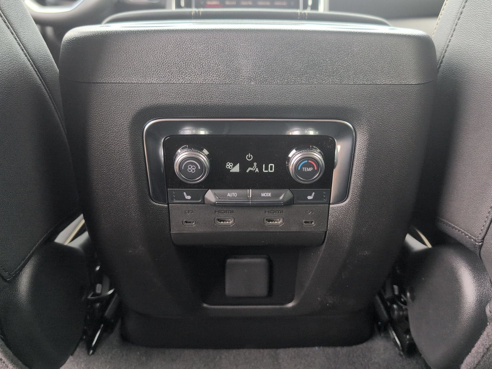 New 2026 GMC Yukon XL Elevation w/ Elevation Premium Package AWD/4WD image 28