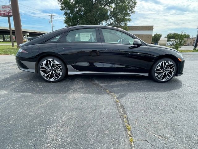 Used 2024 Hyundai Ioniq 6 Limited image 8