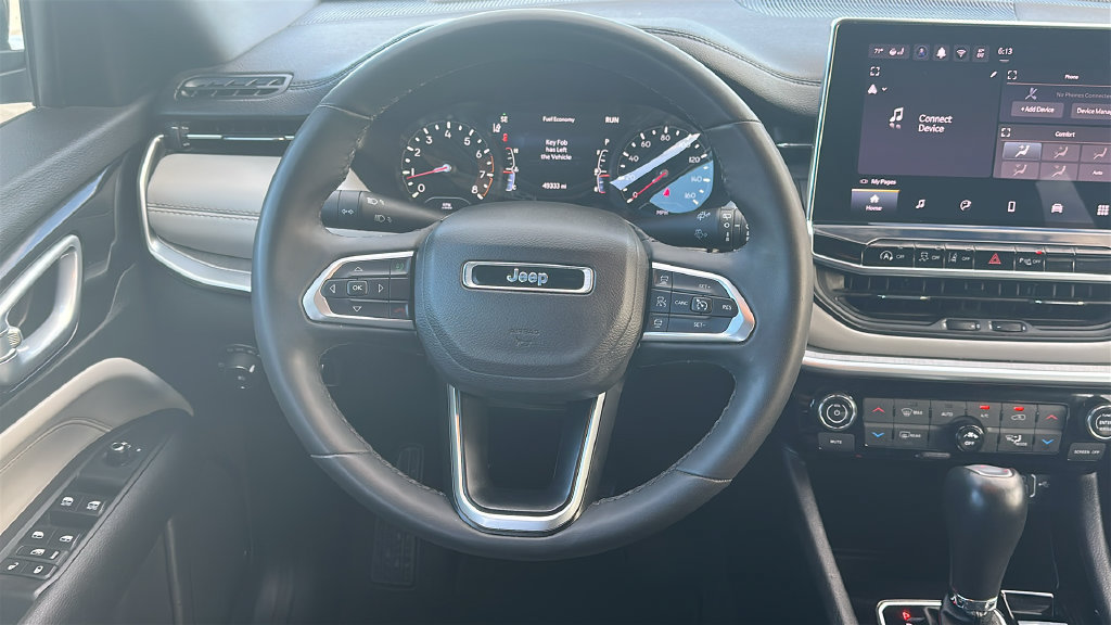 Used 2025 Jeep Compass Limited AWD/4WD image 22