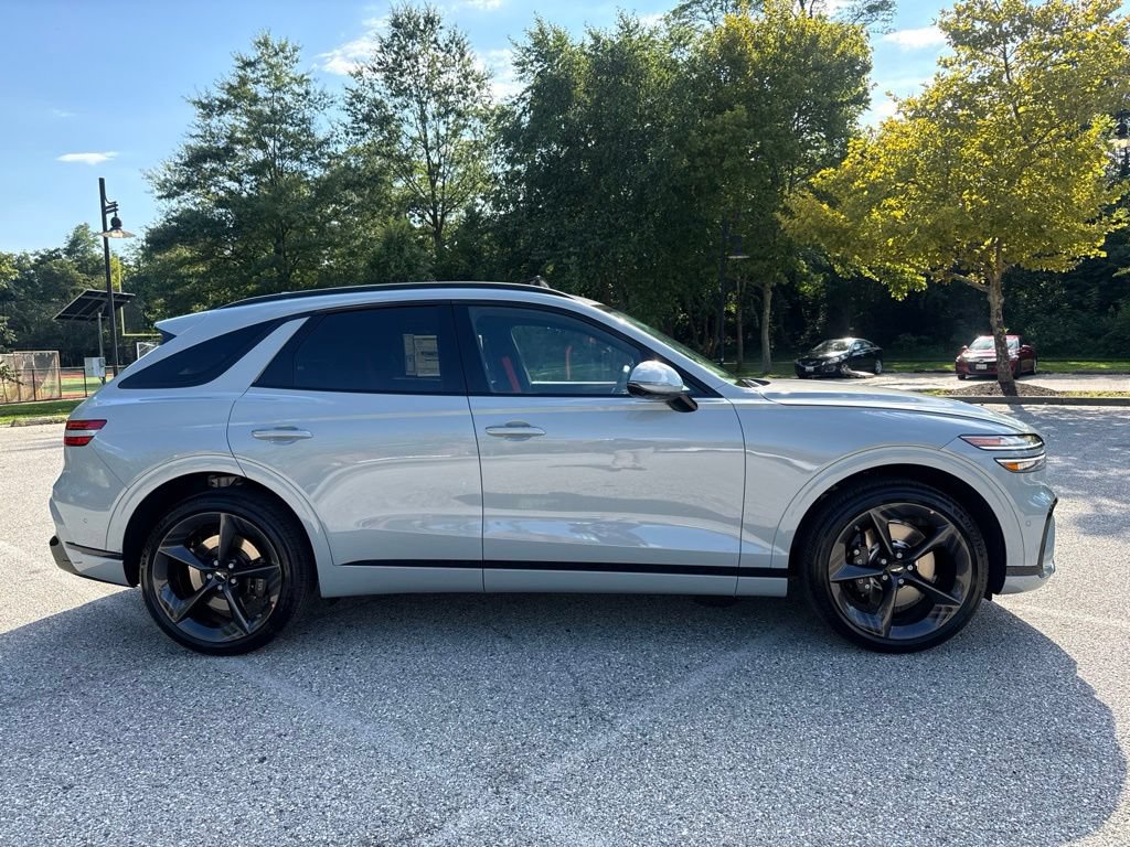 New 2027 Genesis GV70 2.5T Sport Prestige AWD/4WD image 10