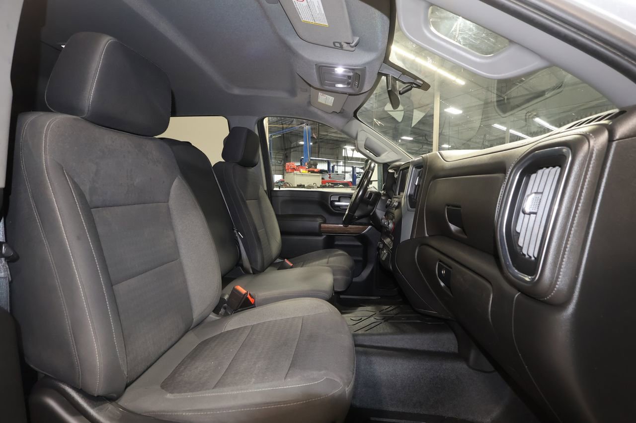 Used 2023 Chevrolet Silverado 3500 LT w/ Convenience Package AWD/4WD image 23