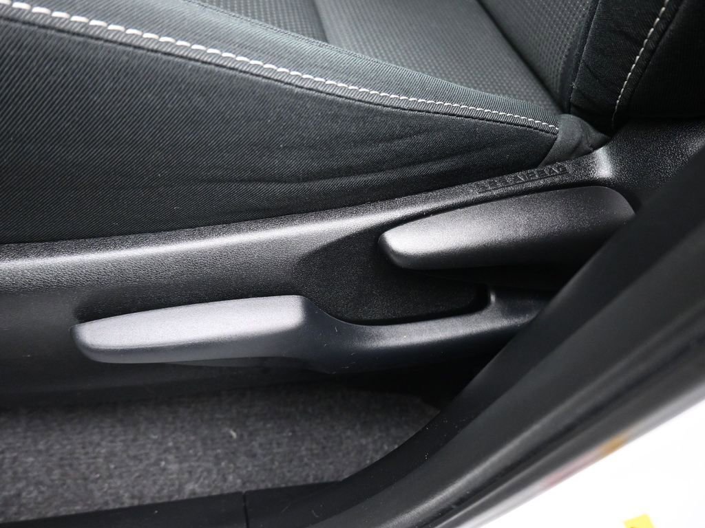 Used 2018 Toyota RAV4 XLE w/ Plus Extra Value Package image 12