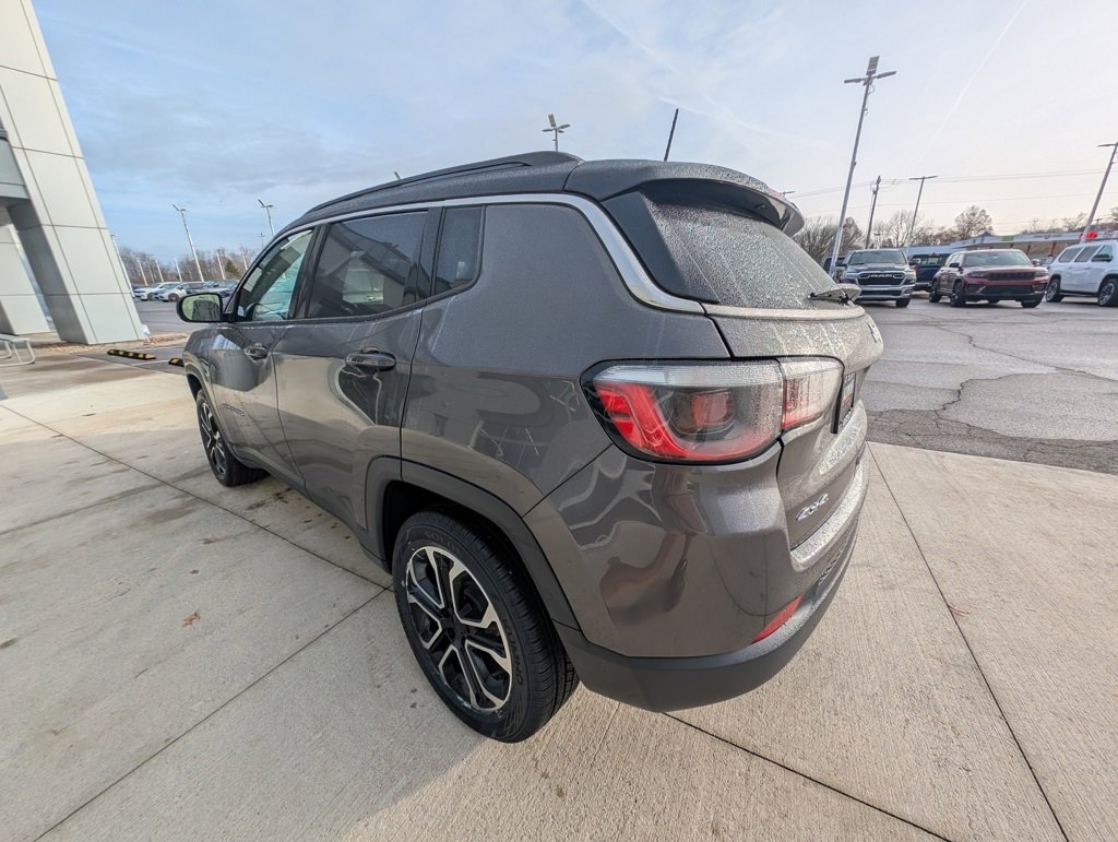 Used 2022 Jeep Compass Limited image 6