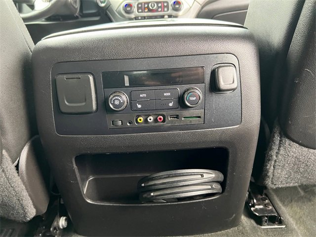 Used 2015 GMC Yukon SLT w/ Open Road Package image 18