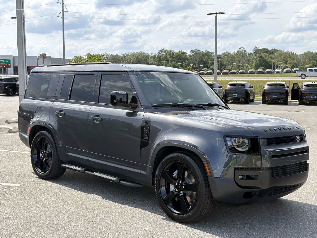Used 2026 Land Rover Defender 130 S AWD/4WD image 7