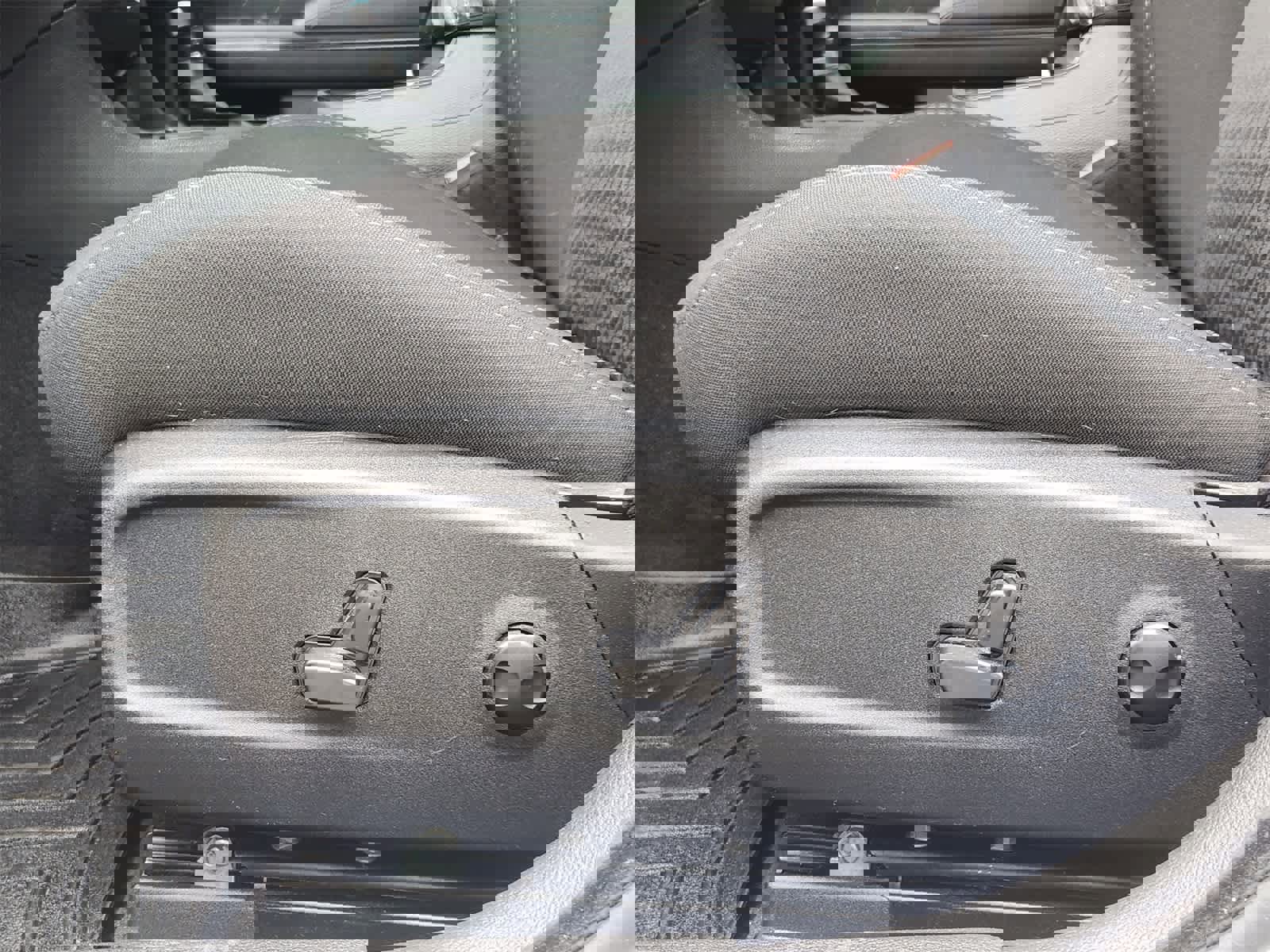 Used 2023 Dodge Charger R/T w/ Blacktop Package image 23