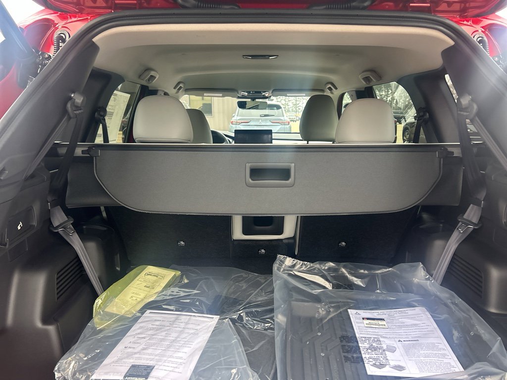 New 2026 Mitsubishi Outlander SE FWD image 7