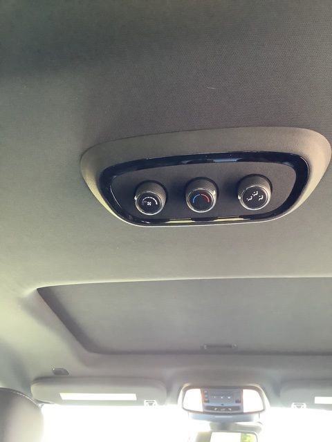 Certified 2025 Dodge Durango GT image 33