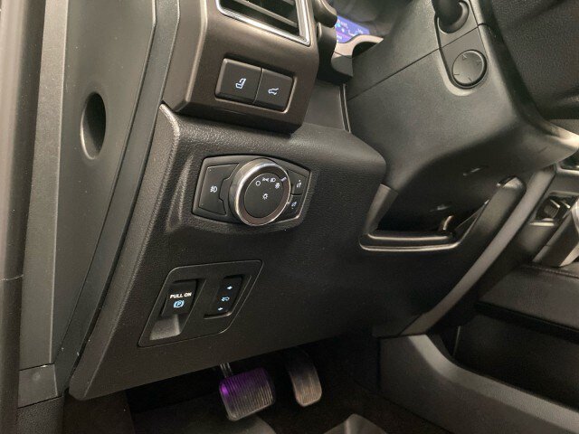 Used 2019 Ford Expedition Limited w/ Equipment Group 303A AWD/4WD image 18