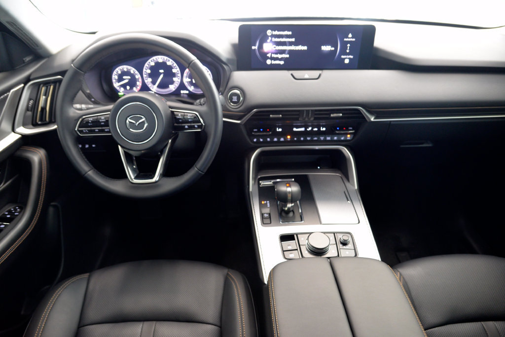 Certified 2026 MAZDA CX-70 3.3 Turbo w/ Premium Package AWD/4WD image 17