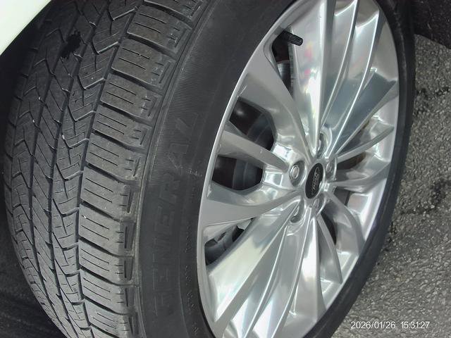 Used 2020 Ford Edge Titanium w/ Equipment Group 301A image 8