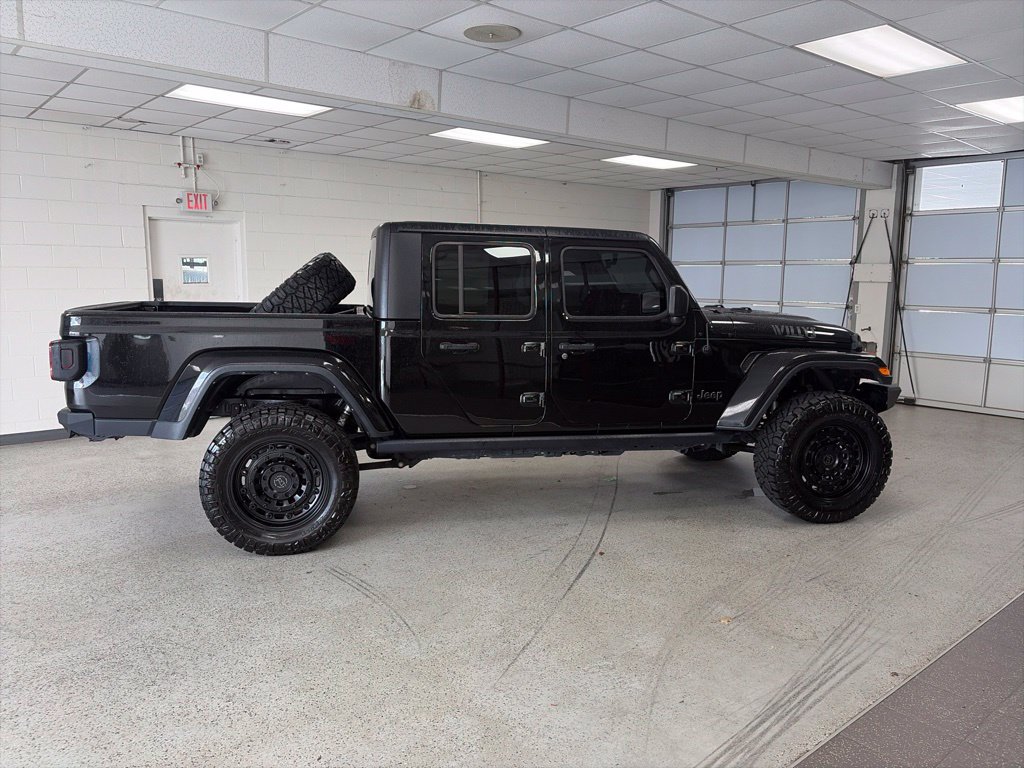 Certified 2023 Jeep Gladiator Sport AWD/4WD image 8