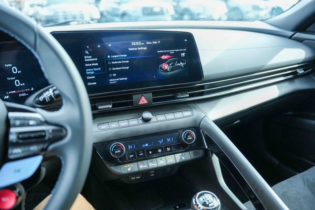 Used 2025 Hyundai Elantra N image 41