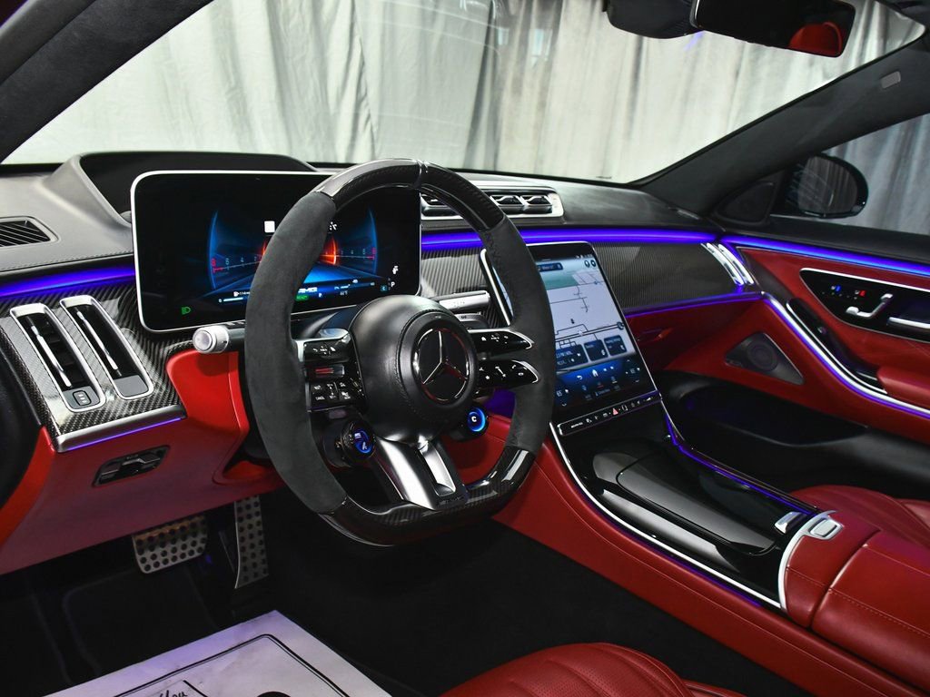 Used 2025 Mercedes-Benz S 63 AMG S w/ AMG Night Package image 26