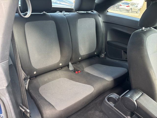 Used 2018 Volkswagen Beetle 2.0T S FWD image 42